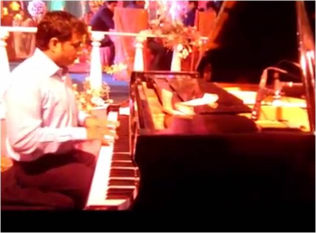 male piano player chandigarh